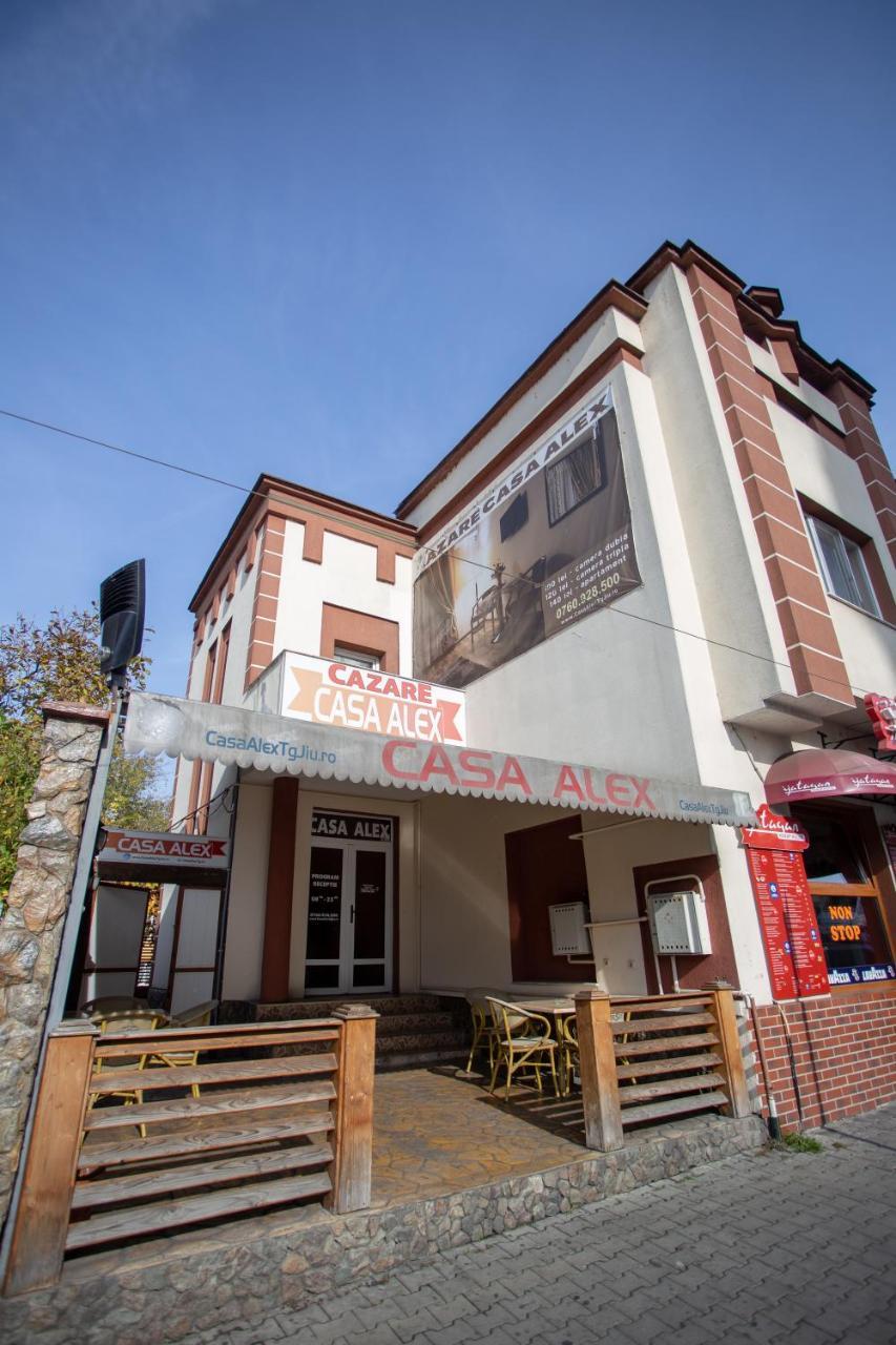 Casa Alex Hotel Targu Jiu Bagian luar foto